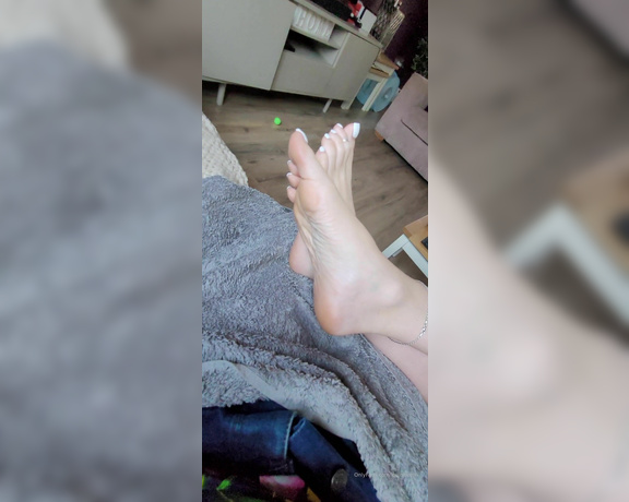 Lou In Heels aka Louinheels OnlyFans - Sunday afternoon chilling Exactly how it should be Decent view