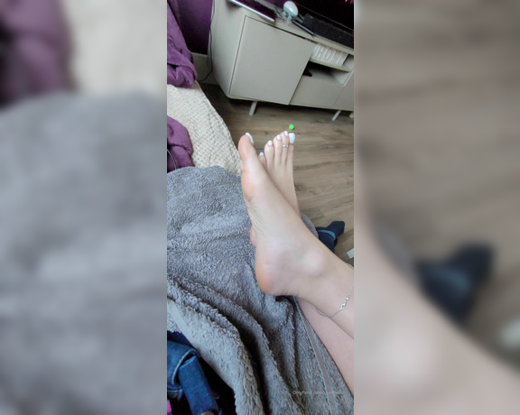 Lou In Heels aka Louinheels OnlyFans - Sunday afternoon chilling Exactly how it should be Decent view