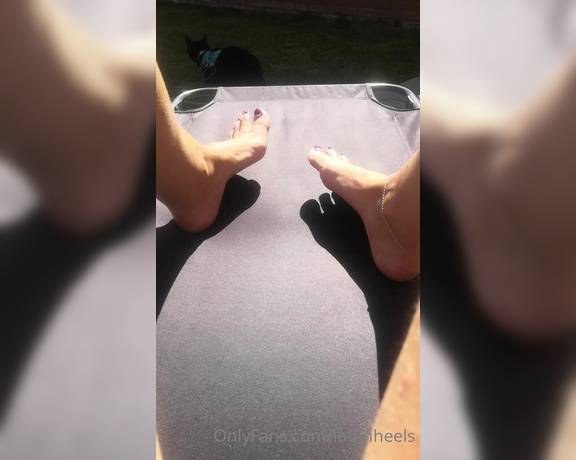 Lou In Heels aka Louinheels OnlyFans - Which one of you good foot boys wants to sit at the end of my sun lounger and be in awe of them