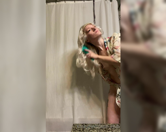 Miss Adah Vonn aka Topdomme OnlyFans - Vid Beauty is pain, pain is booty—I mean, beauty ~