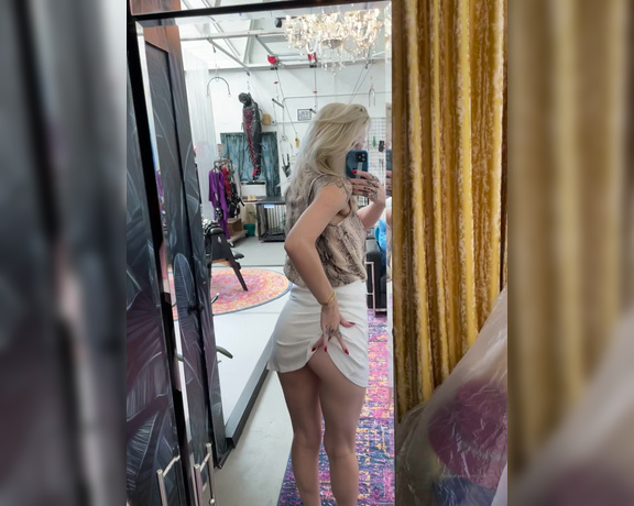 Miss Adah Vonn aka Topdomme OnlyFans - Video