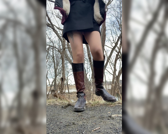 Miss Adah Vonn aka Topdomme OnlyFans - Video Any of my muddy boots lovers here Just got these re soled, too!