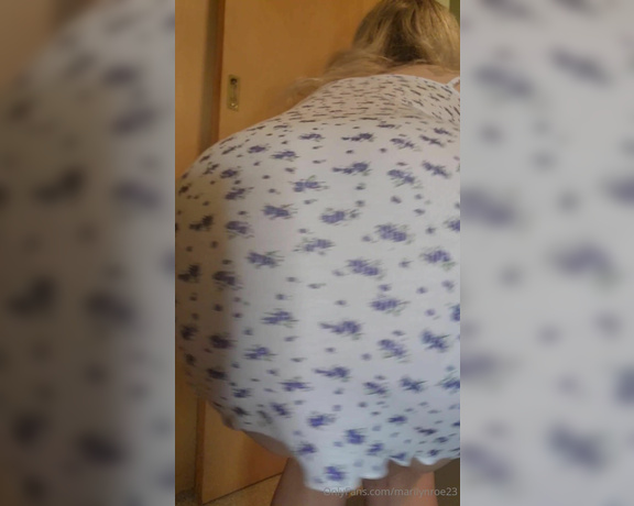 Marilyn Roe aka Marilynroe23 OnlyFans - Sniff my stinky fart panties