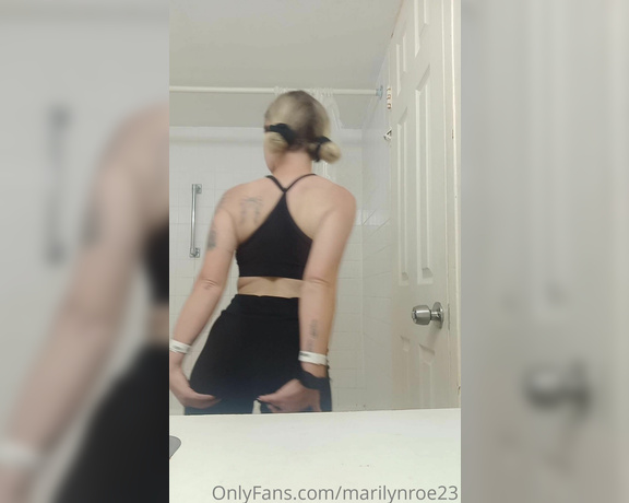 Marilyn Roe aka Marilynroe23 OnlyFans - Vavay in a day for a very short period of time so I would like to fill you guys up with some bird