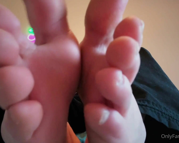 Miss May aka Goddessmayhere OnlyFans - Breathe In… Breathe Out… Let My Essence Slip Deep Into Your Lungs…  FootSniffer Feet 1