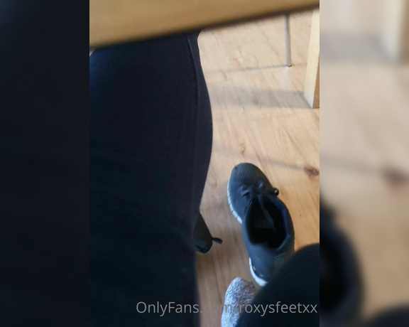 Miss Roxy xx aka Roxysfeetxx OnlyFans - Stinking out the canteen at work