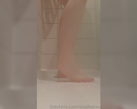 Miss Roxy xx aka Roxysfeetxx OnlyFans Video 41