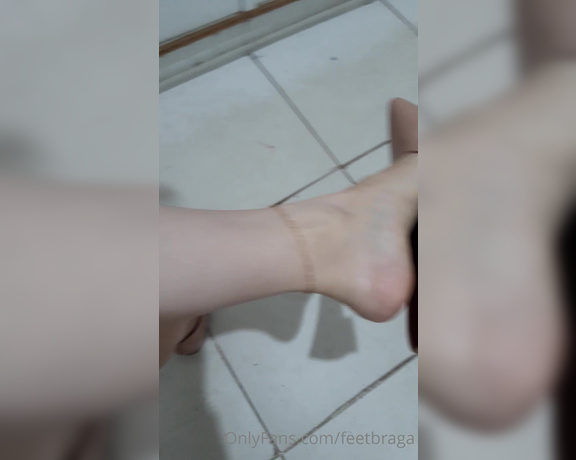 Feet Braga aka Feetbraga OnlyFans - Dangle