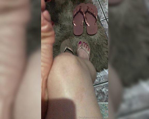 Feet Braga aka Feetbraga OnlyFans - Hidratando o