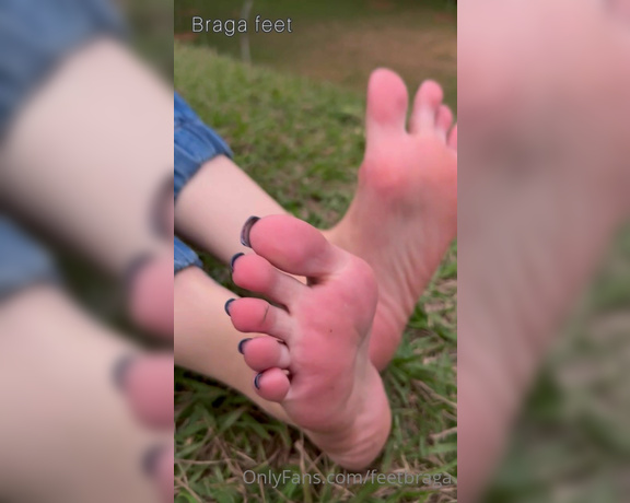 Feet Braga aka Feetbraga OnlyFans - E essa sola macia e vermelha