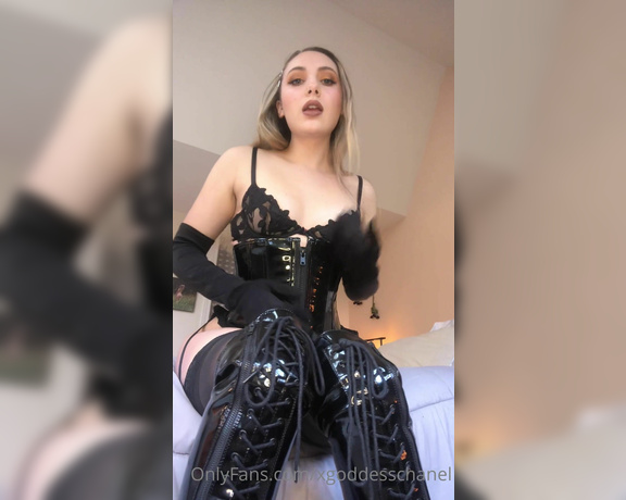 Mistress Ava aka Iworshipavaonyx OnlyFans - Boot worship part 1