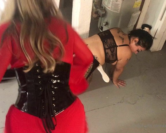 Mistress Ava aka Iworshipavaonyx OnlyFans - Check dms for the full vid of @sluttyspacebrat’s punishment 1