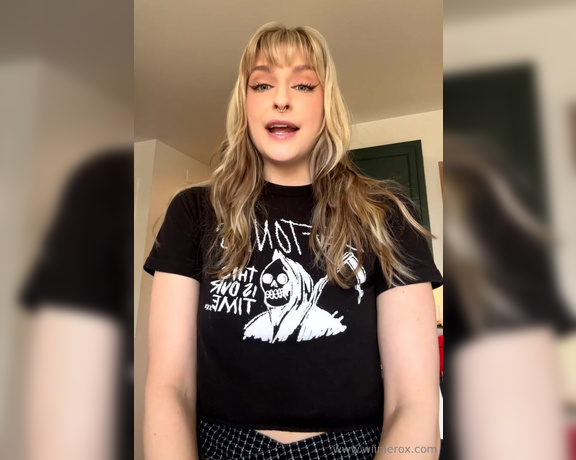 Wiinie aka wiinierox - 04-11-2025 OnlyFans Video - New things coming soon