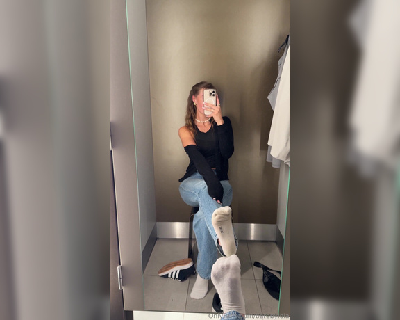 Barebylola aka barebylola - 07-22-2025 OnlyFans Video - I secretly filmed this in the fitting roomMy feet were already red from the heatWouldnt you