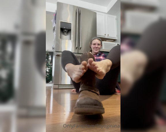 Nina aka Fityoginina OnlyFans - Little silly happy dance in my Uggs, flannel shirt and new glasses What do you think is squished