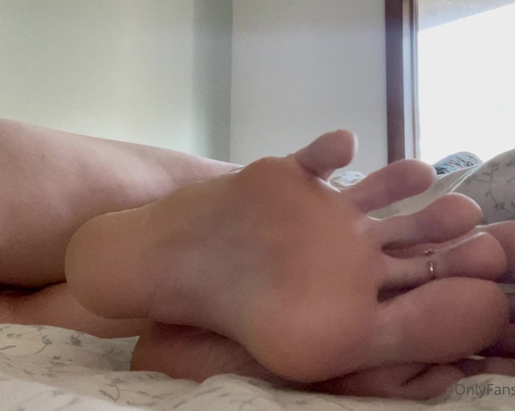 Nina aka Fityoginina OnlyFans - Good morning Cum wake up slowly with me Housekeeping notes, only a small number of you liked my