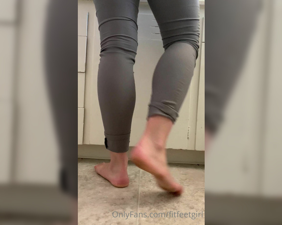 Nina aka Fityoginina OnlyFans - Everyday household chores never looked so good I think I might need a belt with the jeans, they