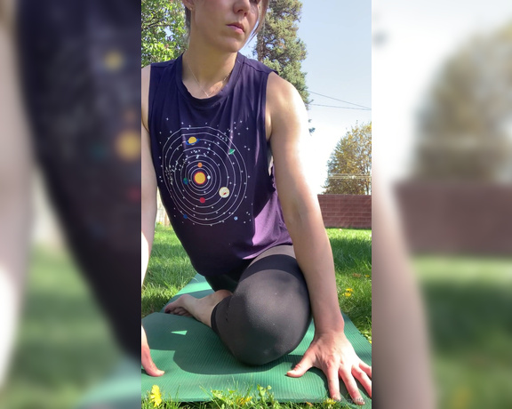 Nina aka Fityoginina OnlyFans - Thank you to everyone who messaged me yesterday about my video size problem It seems that sewing 2