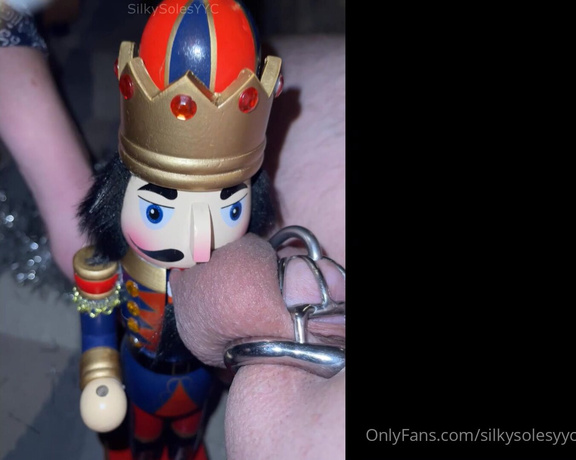 SilkySolesYYC aka Silkysolesyyc OnlyFans - This is what is meant buy nutcracker right A silly holiday themed video that I hope makes all my