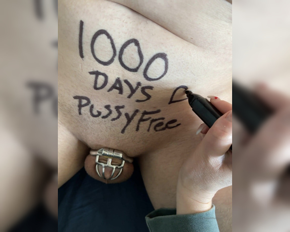 SilkySolesYYC aka Silkysolesyyc OnlyFans - Cuckold yyc achieved 1000 days pussy free earlier this week and I couldnt be more proud Do you 6