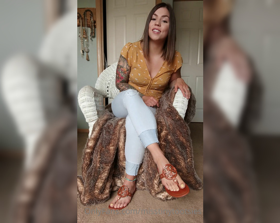 Misstinytootsies aka Misstinytootsies OnlyFans - I know exactly what you do while watching my content, I think you enjoy yourself way too much for