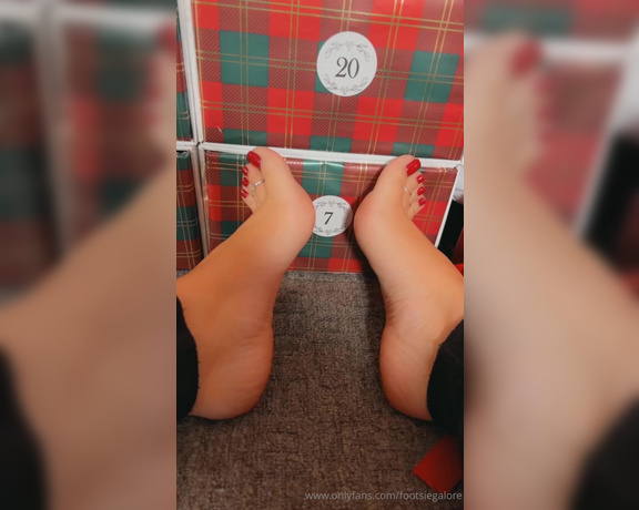 Footsiegalore aka Footsiegalore OnlyFans - Day 7 teaser! Oh how I love Ralph Lauren