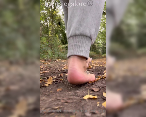 Footsiegalore aka Footsiegalore OnlyFans - Such dirty dirty soles I need some assistance after a barefoot autumn woodland walk