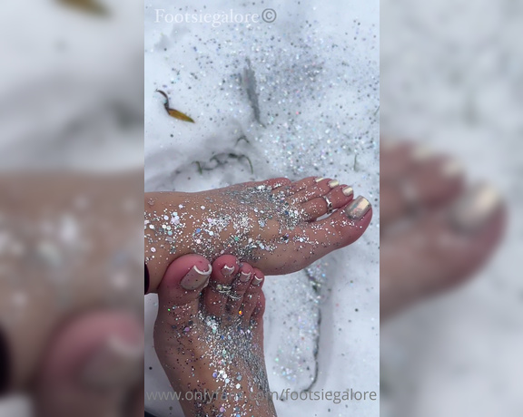 Footsiegalore aka Footsiegalore OnlyFans - Day 13  Reveal Snow Queen listen to the snow crush and melt beneath my sizzling soles  I 2