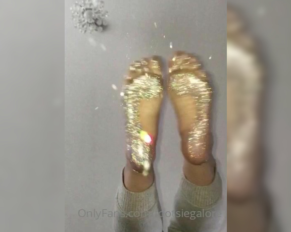 Footsiegalore aka Footsiegalore OnlyFans - New pedi reveal! Don’t rush challenge