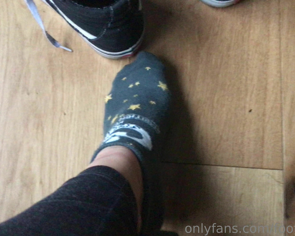 Footsiegalore aka Footsiegalore OnlyFans - Only fans exclusive Sock tease after a long hard day at work 4k