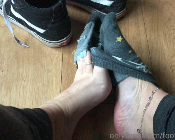Footsiegalore aka Footsiegalore OnlyFans - Only fans exclusive Sock tease after a long hard day at work 4k