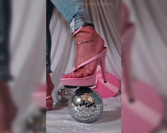 Footsiegalore aka Footsiegalore OnlyFans - Let me play with these disco balls watch my pretty hot feet wiggle after that heel drops