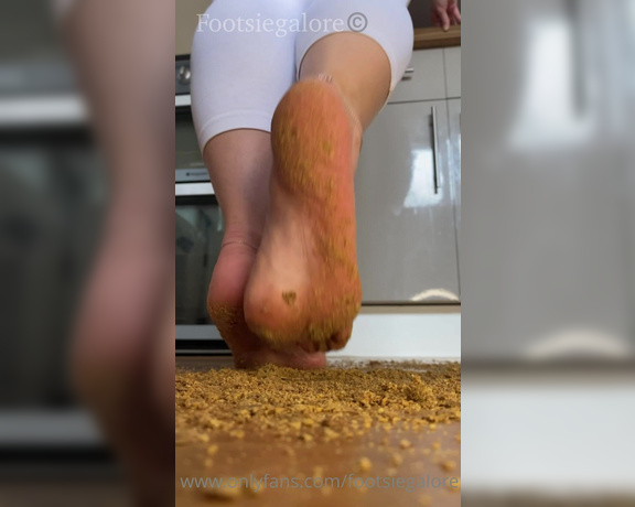 Footsiegalore aka Footsiegalore OnlyFans - Smashing Sunday! It was biscuitscookies that I smashed to pieces! Do you like my crumb covered soles