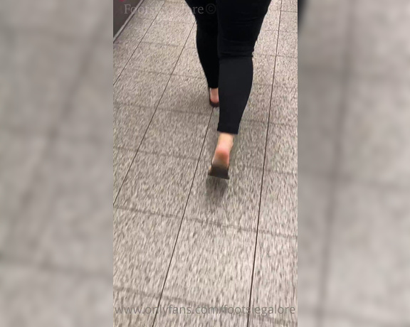 Footsiegalore aka Footsiegalore OnlyFans - Flip flop Friday! Imagine taking a sneaky video if you were on the tube with