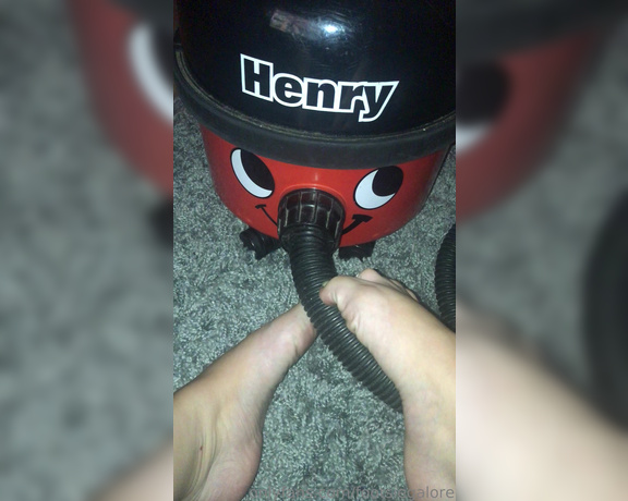 Footsiegalore aka Footsiegalore OnlyFans - Footsie had a little too much wine and decided to thank Henry the hoover for all the hard work