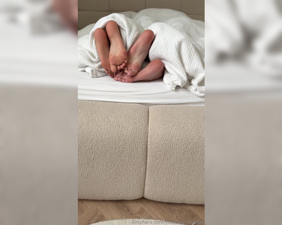 Letty blondie aka yourbest_blondie - 05-29-2025 OnlyFans Video - Slow mornings hit different when you wake up next to your best girl  barebylola and