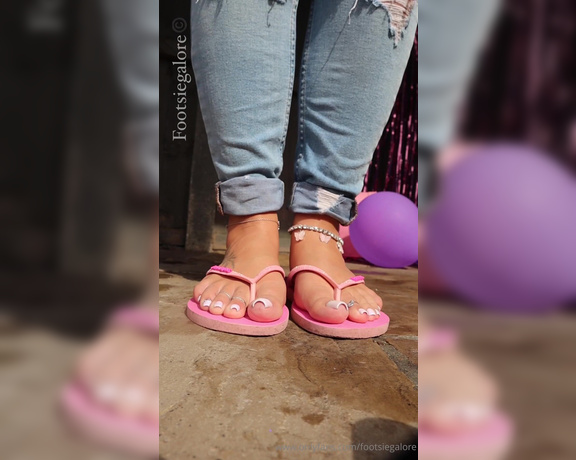 Footsiegalore aka Footsiegalore OnlyFans - Jumping into a new pair of flip flops daily which are your favourite