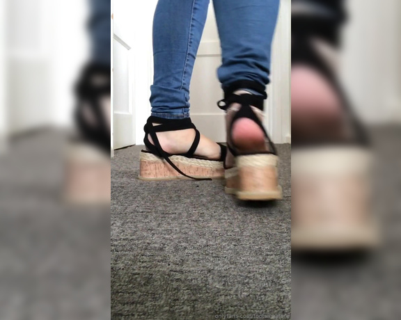 Footsiegalore aka Footsiegalore OnlyFans - Only fans exclusive! These sandals plus they give me added height