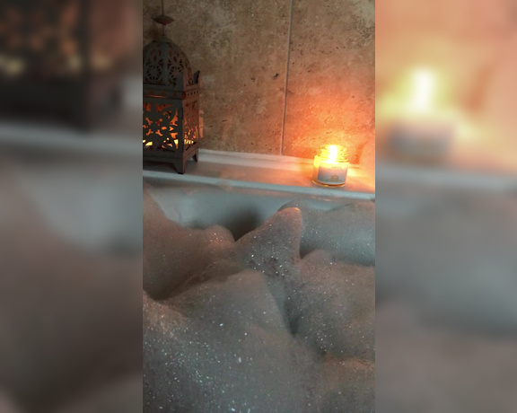 Footsiegalore aka Footsiegalore OnlyFans - Only fans exclusive! sexy bath time video