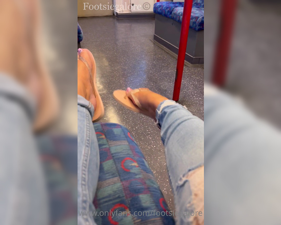 Footsiegalore aka Footsiegalore OnlyFans - The train was empty so I got comfy… checked out how dirty my soles were after a long day in London