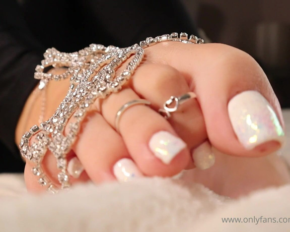 Footsiegalore aka Footsiegalore OnlyFans - FOOTSIE ADVENT REVEAL  DAY 5 Sparkles just adorn my feet with diamonds asmr vibes