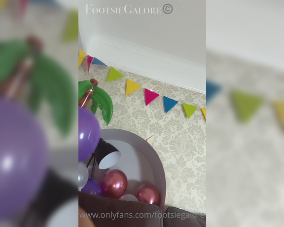 Footsiegalore aka Footsiegalore OnlyFans - Birthday beach theme fun! Fancy a game of keep up the balloon, only feet allowed!