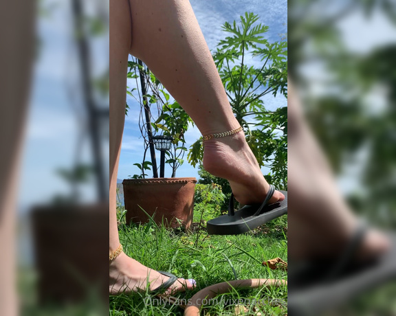 Vixen Arches aka Vixenarches OnlyFans - A little flip flop dangle in the garden