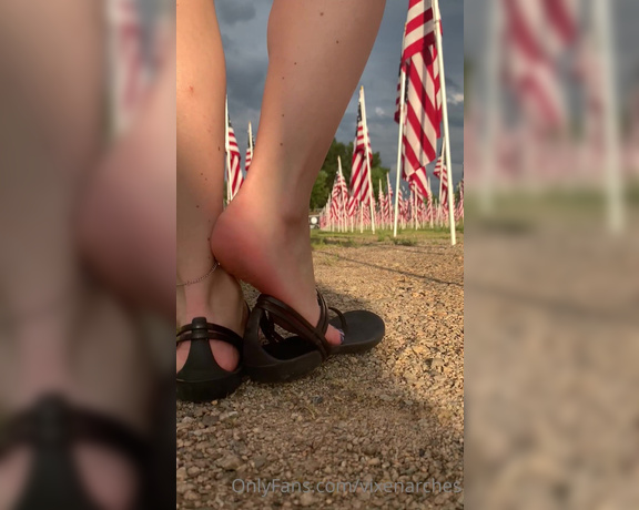 Vixen Arches aka Vixenarches OnlyFans - Happy July 4th (Independence Day) weekend if you’re in the USA!