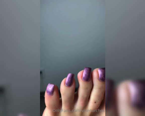 Vixen Arches aka Vixenarches OnlyFans - Can’t get enough of this color