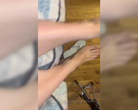 Vixen Arches aka Vixenarches OnlyFans - Long bare toenails video This is their record length the longest I’ve ever grown my toenails
