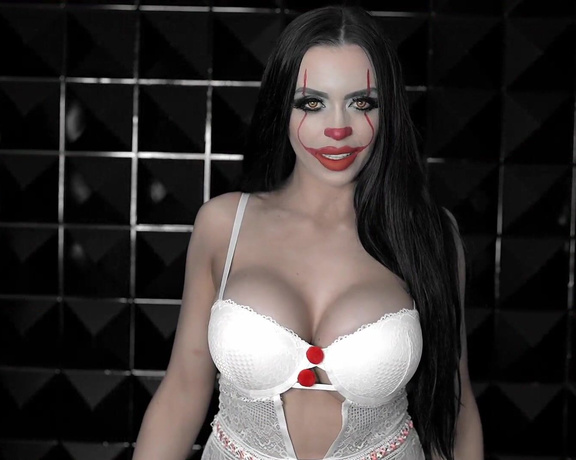 Kimberley Jx aka Kimberleyjx OnlyFans - IT  Full video  HAPPY HALLOWEEN  Pennywise knows what you like  you like watching porn and wanki