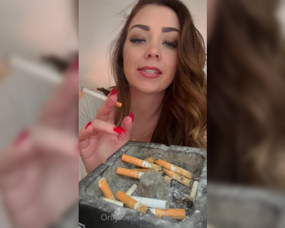 Lady Kira aka Kmoneydom OnlyFans - Do you like smoking queens