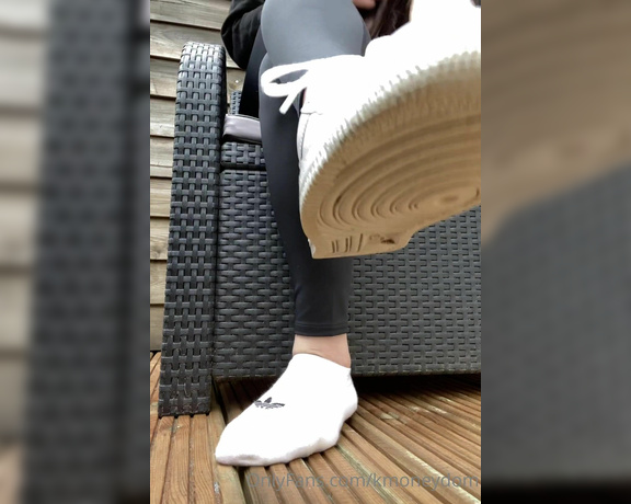 Lady Kira aka Kmoneydom OnlyFans - VIDEO sweaty shoes and socks after sport
