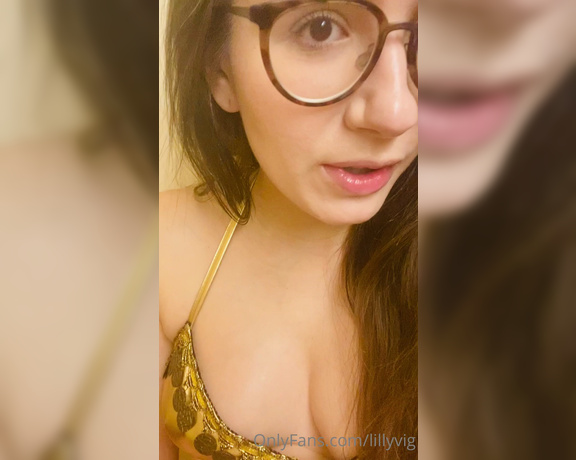 Lilly aka Lillyvig OnlyFans - Taking a break from studying Some mid day fun for you daddy! Watch the clip to Dee how wet I get 3